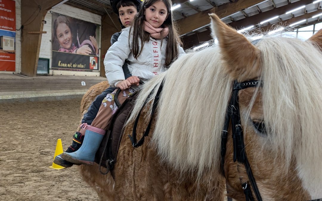 Hippotherapie für Grundschüler:innen